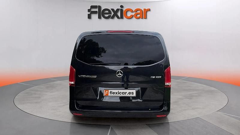 Usado Mercedes Vito 163 CV (119 kW) 2021 Negro Van