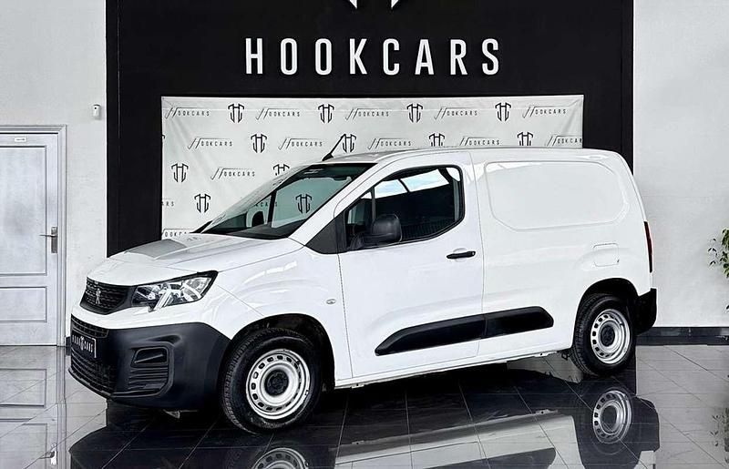 Usado Peugeot Partner S 102 CV (75 kW) 2020 Blanco Monovolumen