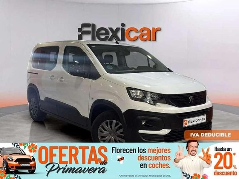 Usado Peugeot Rifter Active 102 CV (75 kW) 2023 Blanco Monovolumen