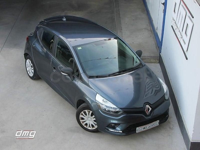 Usado Renault Clio IV LIMITED 75 CV (55 kW) 2018 Gris / plata Berlina
