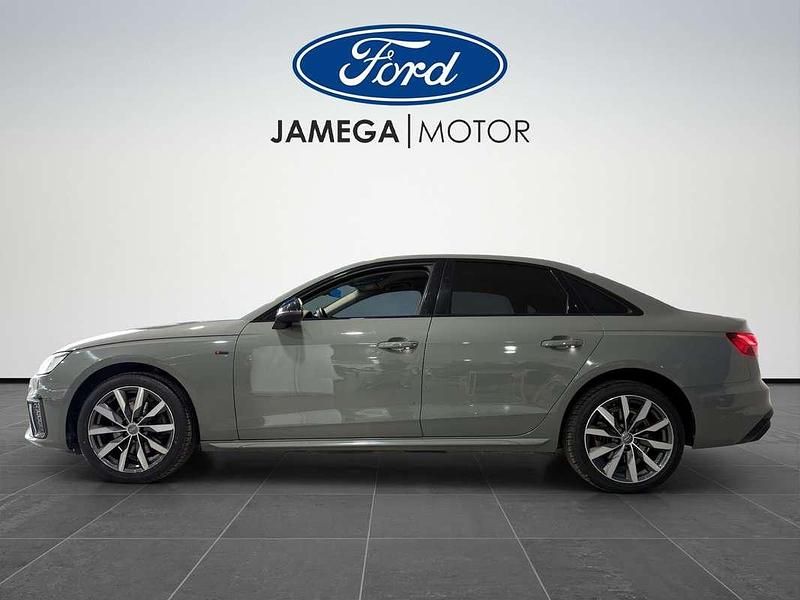 Usado Audi A4 S-Line 150 CV (110 kW) 2020 Gris Familiar