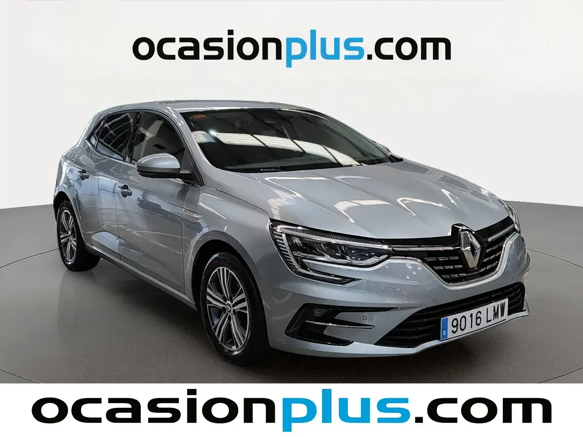 Usado Renault Mégane Zen 140 CV (102 kW) 2021 Gris Utilitario