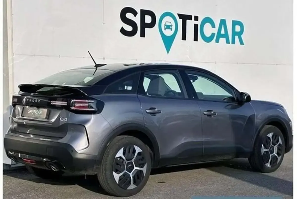Usado Citroën C4 145 CV (106 kW) 2025 Gris SUV