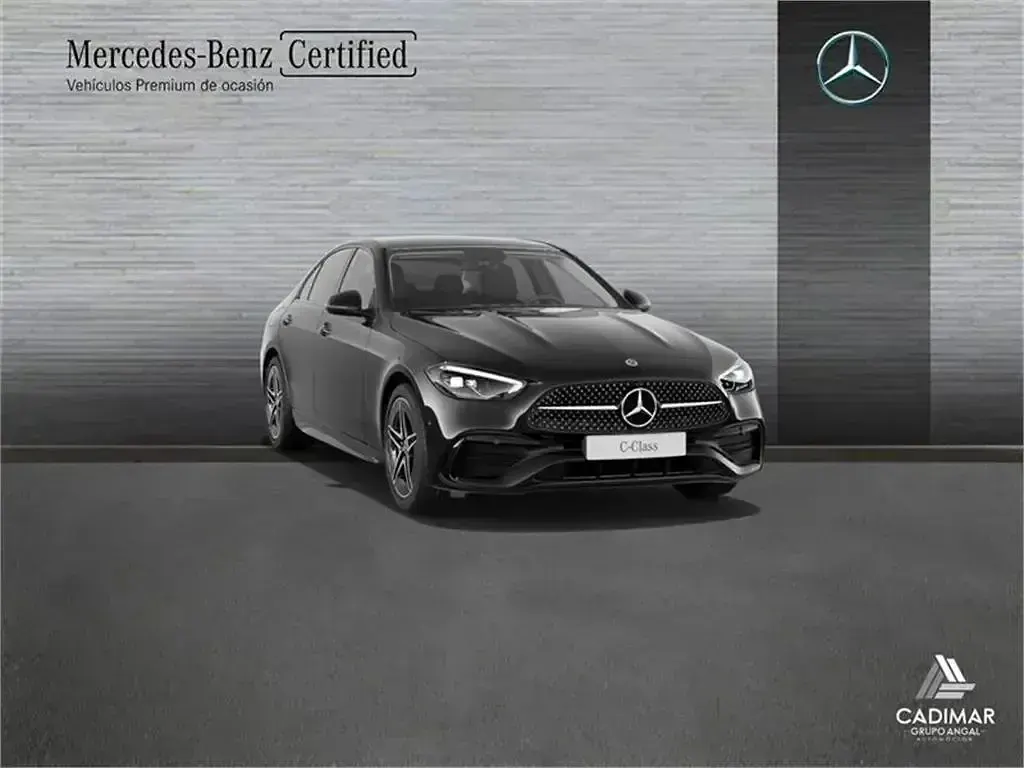 Usado Mercedes C200 163 CV (119 kW) 2025 Negro obsidiana Berlina