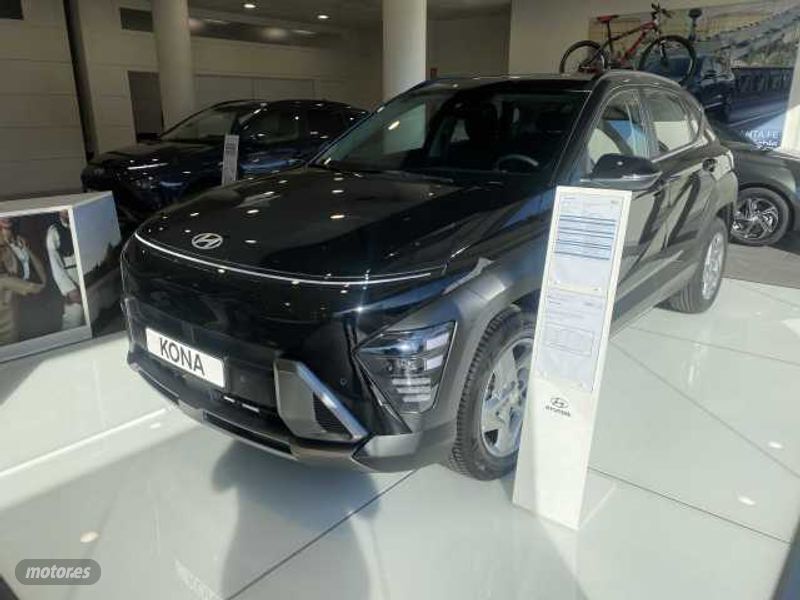 Ebony black Usado 2023 Hyundai Kona SUV | 26.000 € - Imagen 1/4