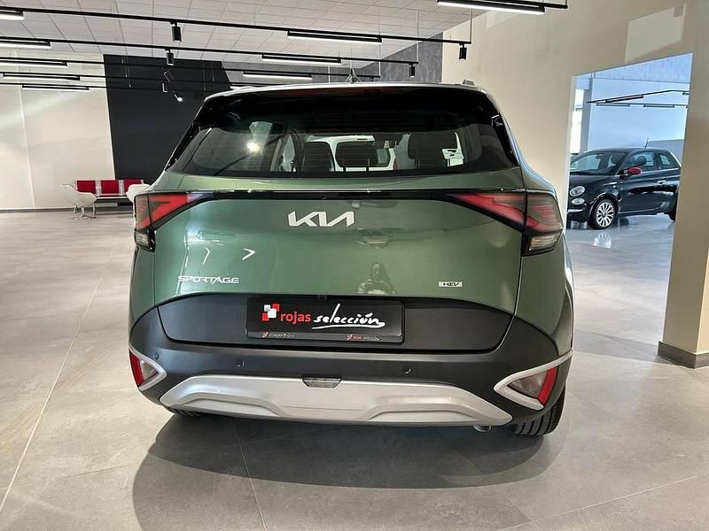 Usado Kia Sportage 230 CV (169 kW) 2024 Verde SUV