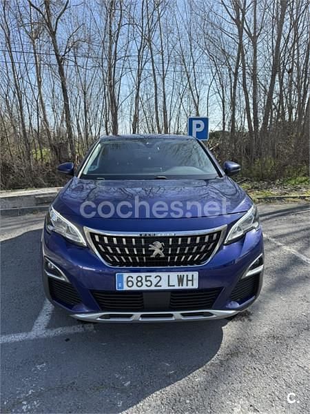 Usado Peugeot 3008 Allure 120 CV (88 kW) 2017 Azul SUV