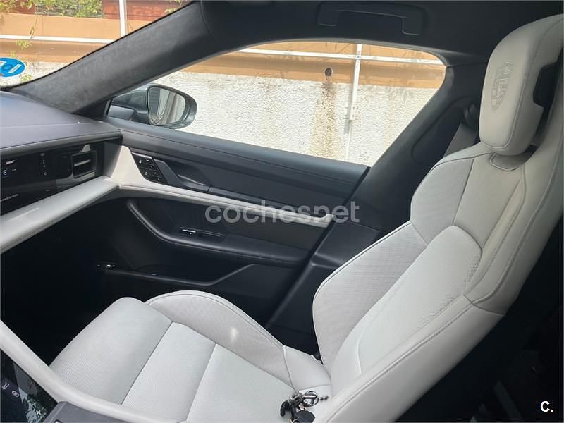 Usado Porsche Taycan Cross Turismo 300 kW (408 CV) 2021 Eléctrico Familiar