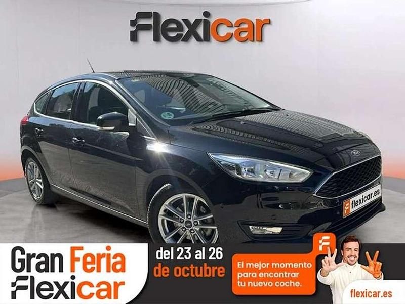 Negro Usado 2015 Ford Focus Trend Utilitario | 7890 € (Precio justo) - Imagen 1/4