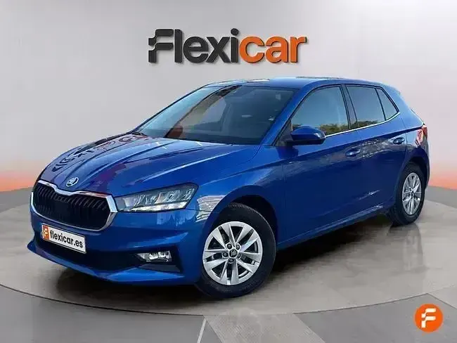 Usado Skoda Fabia 95 CV (69 kW) 2025 Azul Utilitario