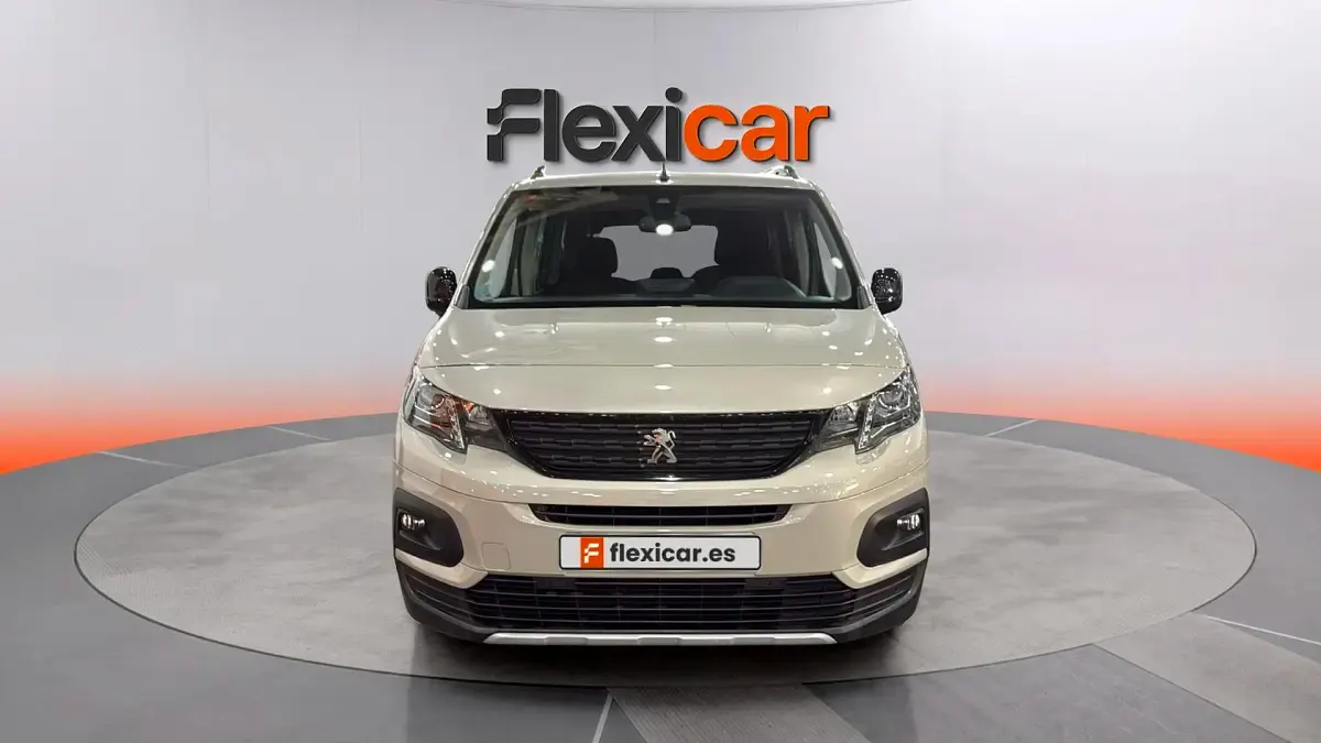 Usado Peugeot Rifter GT 131 CV (96 kW) 2021 Beige Monovolumen