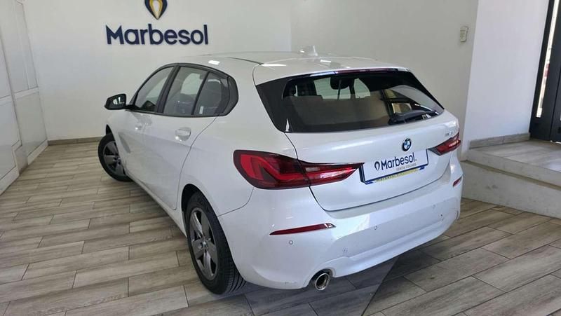 Usado BMW 118 140 CV (102 kW) 2020 Blanco Utilitario