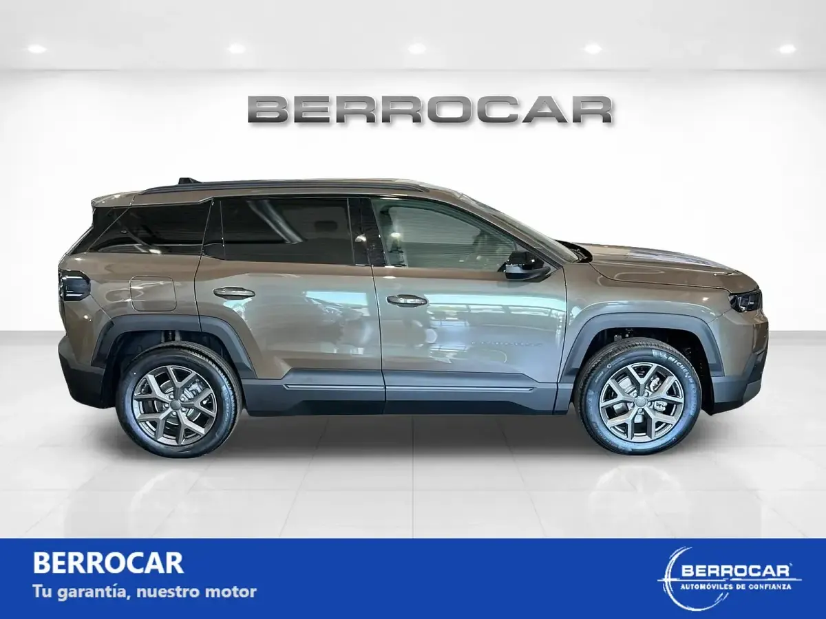 Nuevo Jeep Compass 145 CV (106 kW) 2026 Marrón SUV