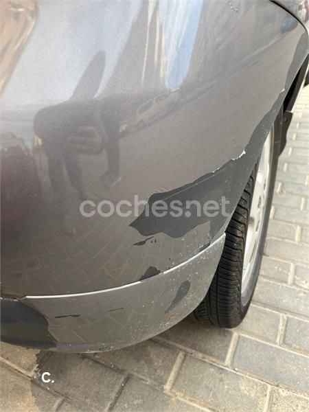 Gris / plata Usado 2005 Chevrolet Kalos SE Berlina | 1700 € (Buen precio) - Imagen 1/4