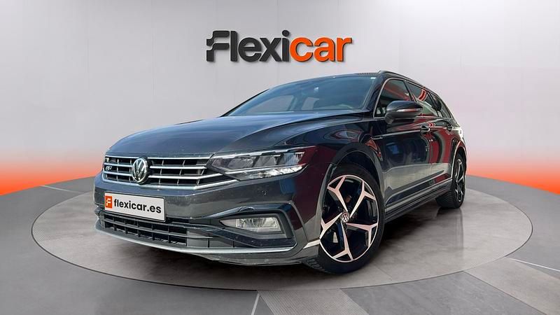 Usado VW Passat Advance 190 CV (139 kW) 2019 Gris Familiar