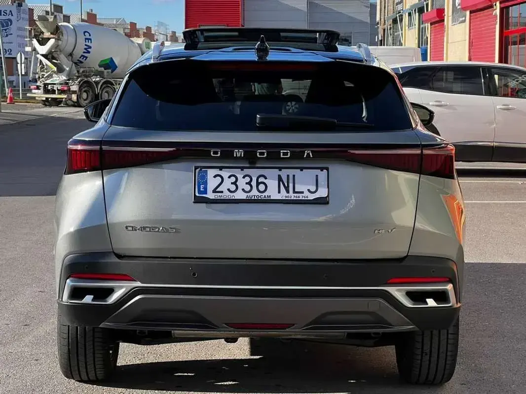 Usado Omoda 5 147 CV (108 kW) 2026 Gris SUV