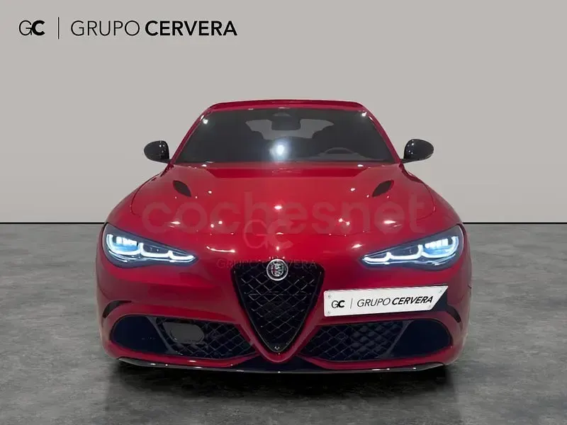 Nuevo Alfa Romeo Giulia Quadrifoglio 520 CV (382 kW) 2025 Rojo Berlina