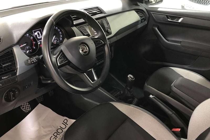 Usado Skoda Fabia Active 95 HP (69 kW) 2018 Branco Citadino