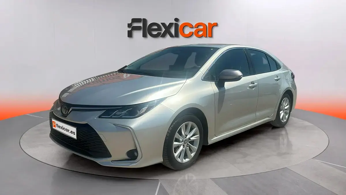 Usado Toyota Corolla Active 140 CV (102 kW) 2024 Gris Berlina