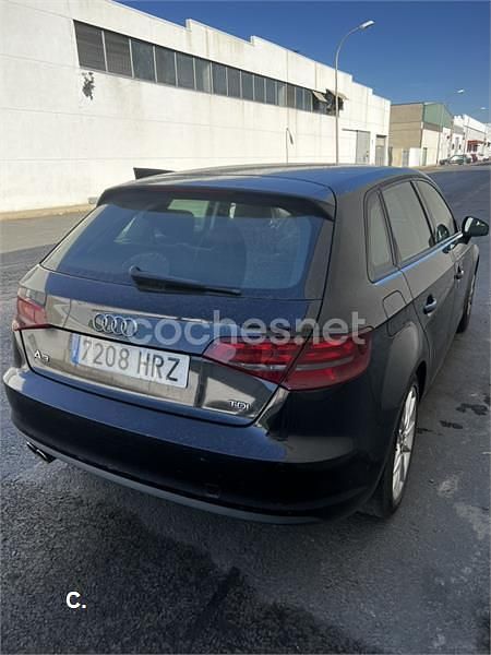 Negro Usado 2013 Audi A3 Sportback Ambition Berlina | 10.000 € (Precio justo) - Imagen 1/4