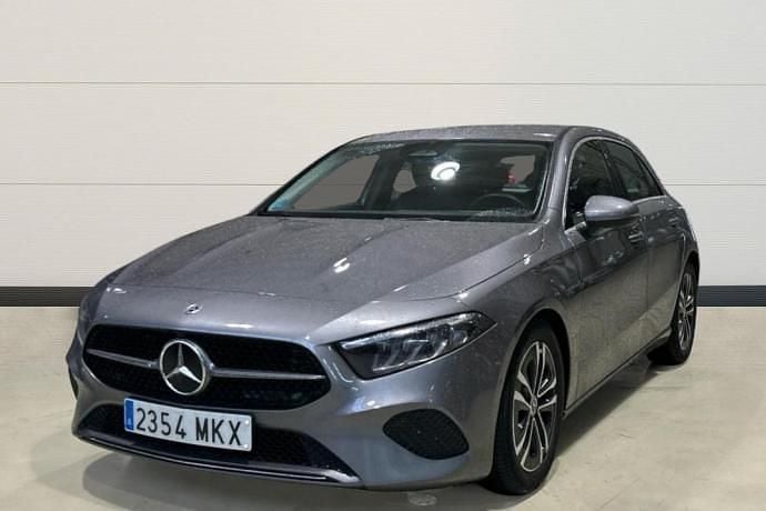 Usado Mercedes A180 136 CV (100 kW) 2023