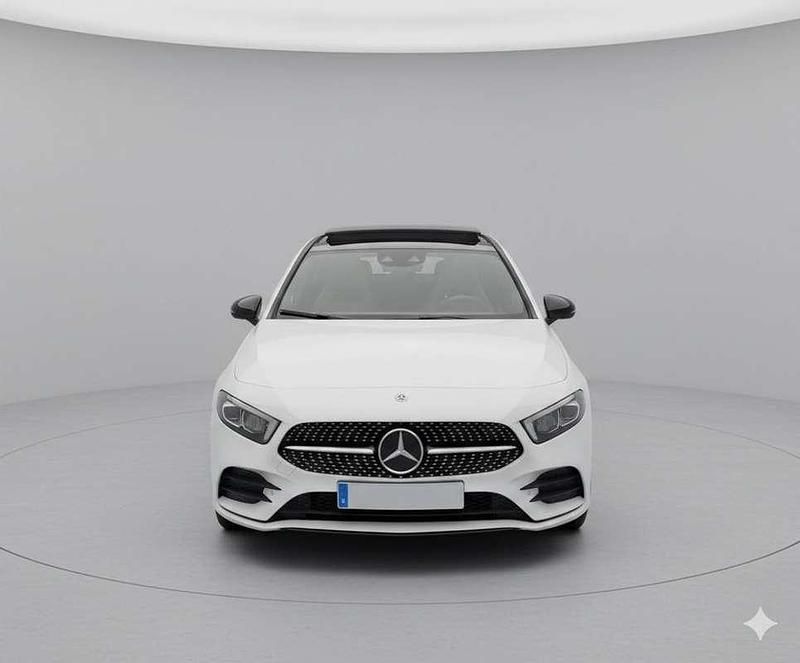 Usado Mercedes A180 109 CV (80 kW) 2018 Blanco Utilitario