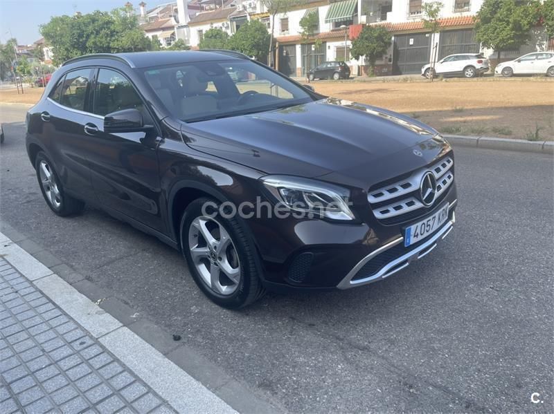 Marrón Usado 2018 Mercedes GLA200 Urban SUV | 18.250 € (Precio justo) - Imagen 1/4