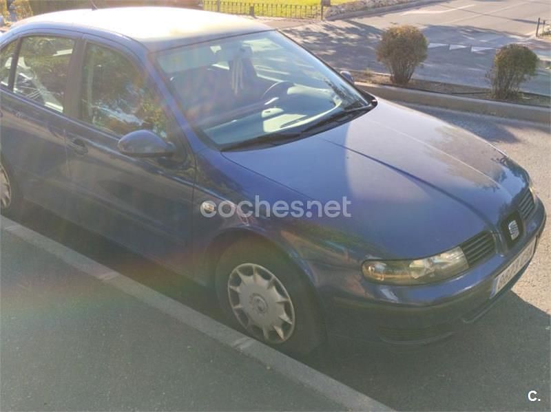 Azul Usado 2004 Seat Leon Stella Berlina | 2100 € (Buen precio) - Imagen 1/2