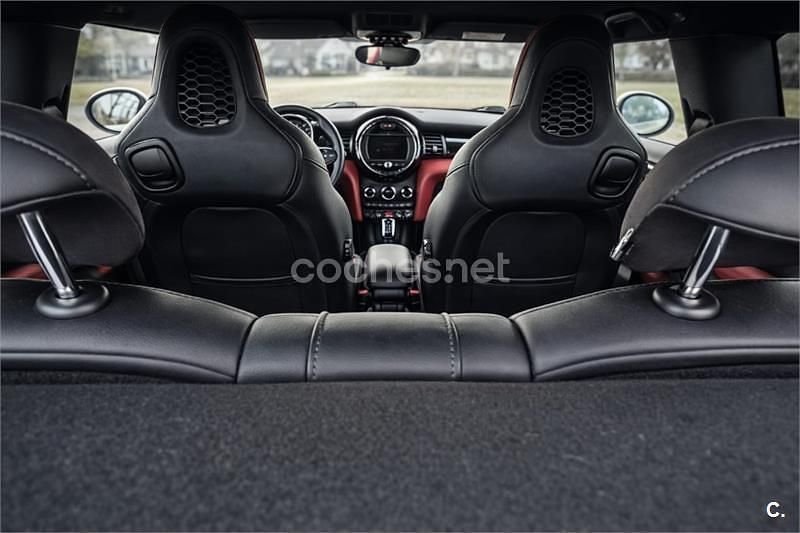 Usado Mini John Cooper Works 231 CV (169 kW) 2018 Negro Utilitario