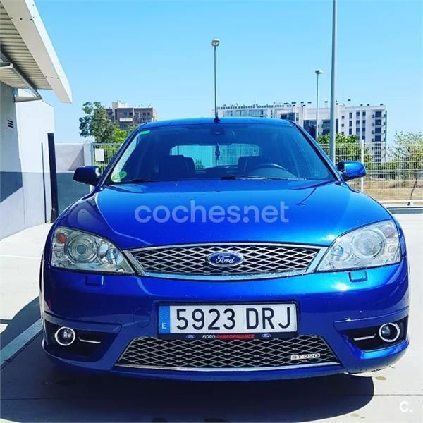 Azul Usado 2005 Ford Mondeo ST Berlina | 24.999 € - Imagen 1/4