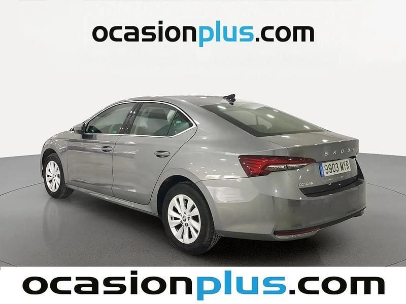 Usado Skoda Octavia Selection 150 HP (110 kW) 2025 Cinzento Sedan