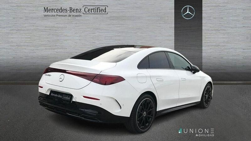 Usado Mercedes CLA250 15 CV (11 kW) 2025 Blanco Berlina