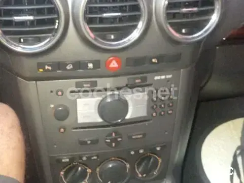 Usado Opel Antara Cosmo 150 CV (110 kW) 2007 Gris / plata SUV