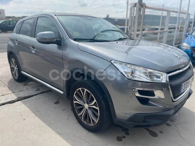 Gris / plata Usado 2015 Peugeot 4008 Crossway SUV | 8999 € - Imagen 1/4