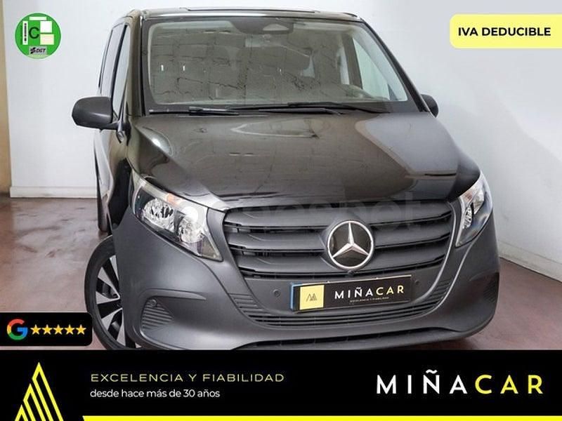 Usado Mercedes Vito 136 CV (100 kW) 2025 Negro Van