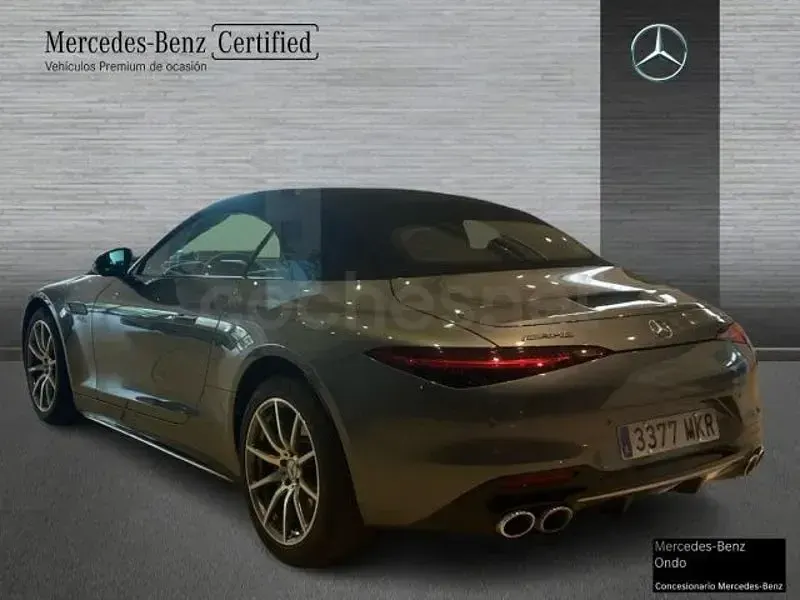 Usado Mercedes SL43 AMG AMG 381 CV (280 kW) 2023 Gris / plata Descapotable