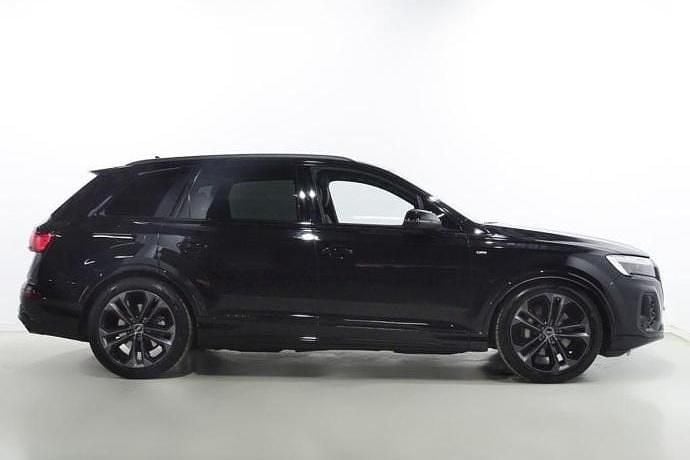 Usado Audi Q7 Premium 286 CV (210 kW) 2025 Negro SUV