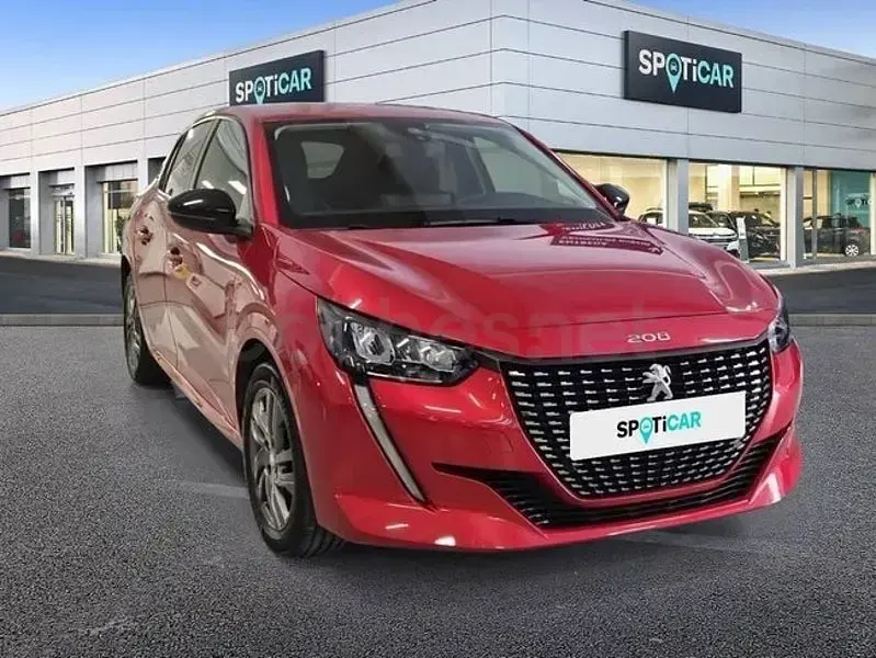 Usado Peugeot 208 Active 100 CV (73 kW) 2022 Rojo Utilitario