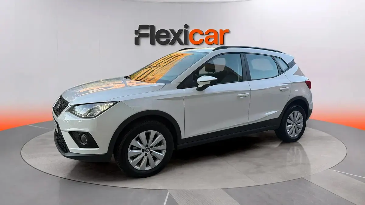 Usado Seat Arona Style 116 CV (85 kW) 2019 Blanco SUV