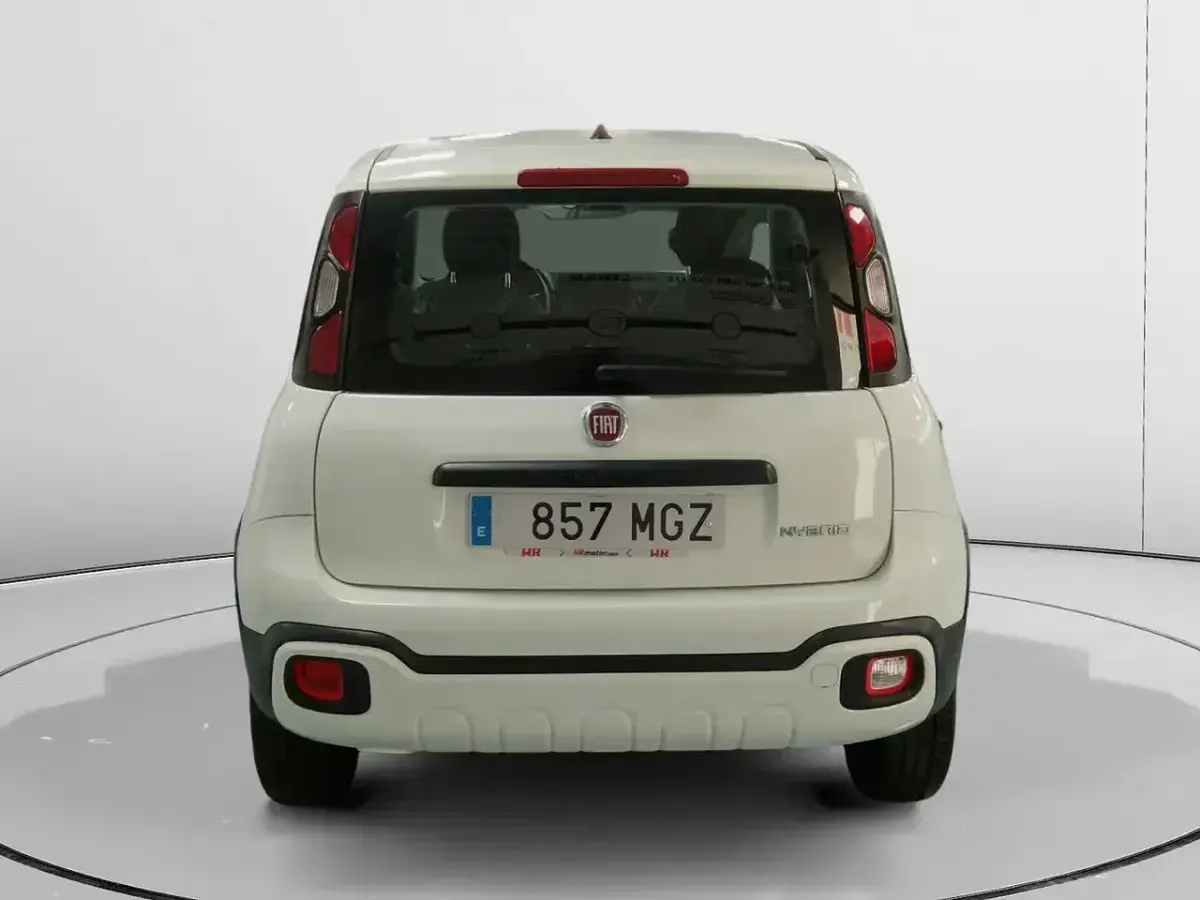 Usado Fiat Panda Cross Cross 70 CV (51 kW) 2023 Blanco Utilitario