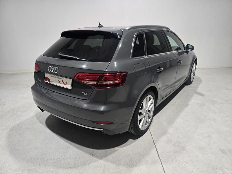 Usado Audi A3 Sport 150 CV (110 kW) 2017 Gris Berlina