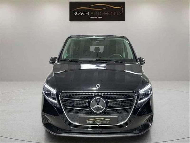 Usado Mercedes V250 Style 189 CV (139 kW) 2025 Negro Monovolumen