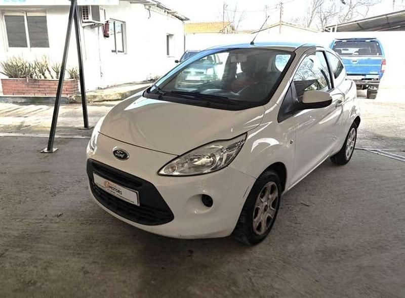 Usado Ford Ka S 69 CV (50 kW) 2016 Blanco Utilitario