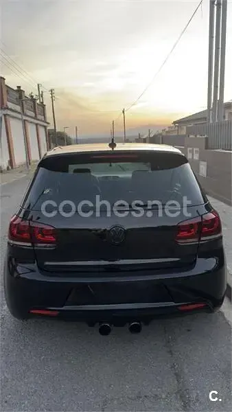 Używany VW Golf VII R 270 KM (198 kW) 2012 Czarny Sedan/Limuzyna
