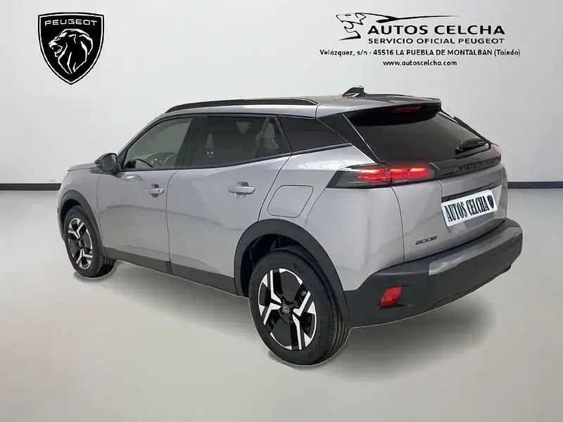 Usado Peugeot 2008 Allure 145 CV (106 kW) 2025 Gris SUV