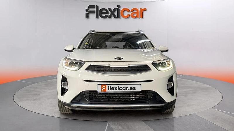 Usado Kia Stonic 101 CV (74 kW) 2020 Blanco SUV