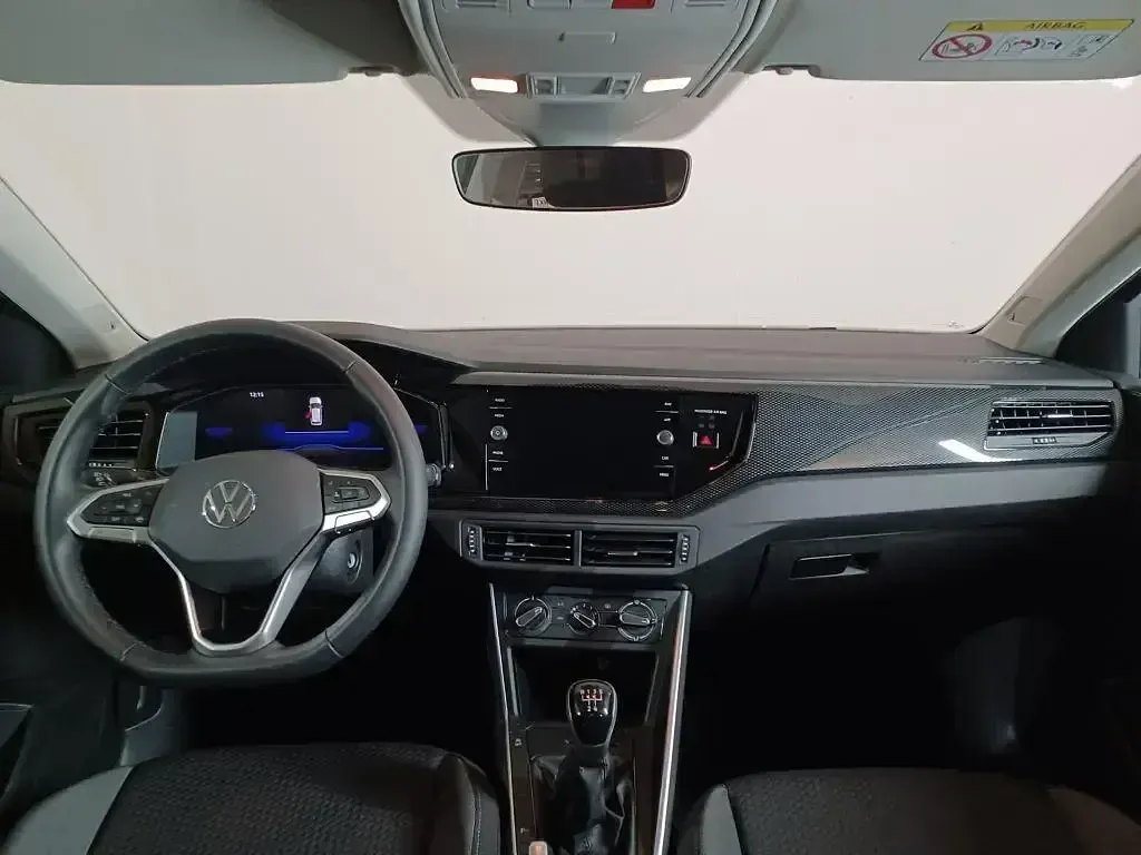 Usado VW Polo 95 CV (69 kW) 2024 Negro Utilitario