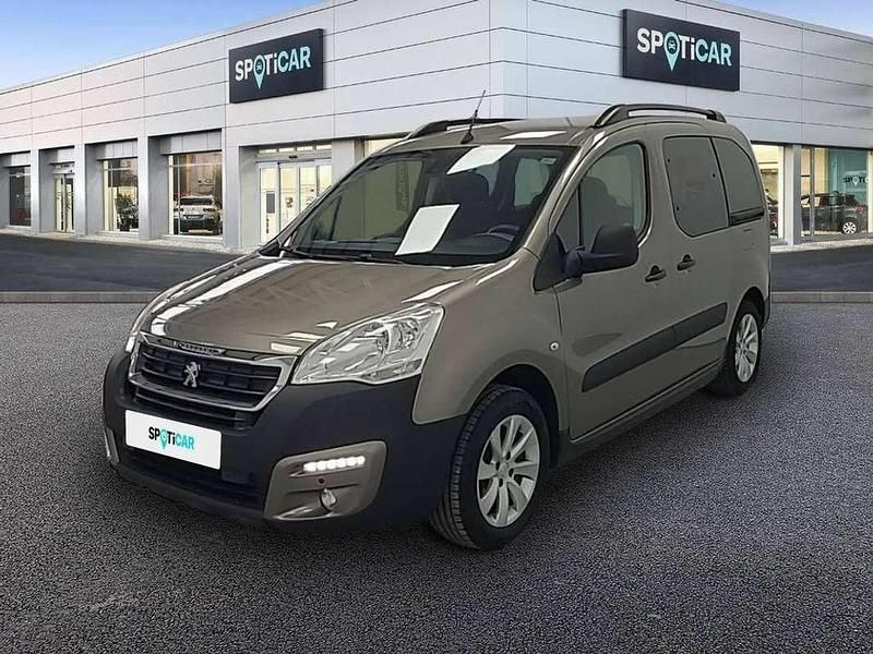 Gris Usado 2017 Peugeot Partner Tepee Outdoor Monovolumen | 10.900 € (Precio justo) - Imagen 1/4