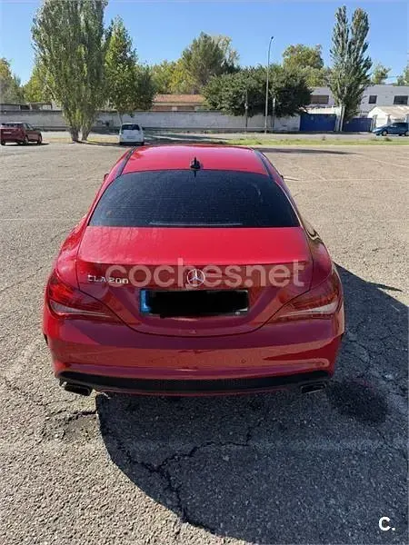 Usado Mercedes CLA200 AMG line 156 CV (114 kW) 2014 Rojo Berlina