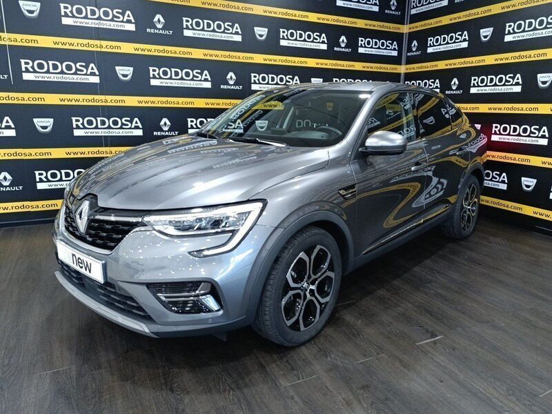 Usado Renault Arkana Techno 145 CV (106 kW) 2023 Gris SUV